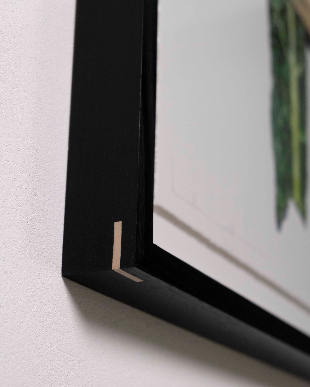 Martini — Ink Black frame detail
